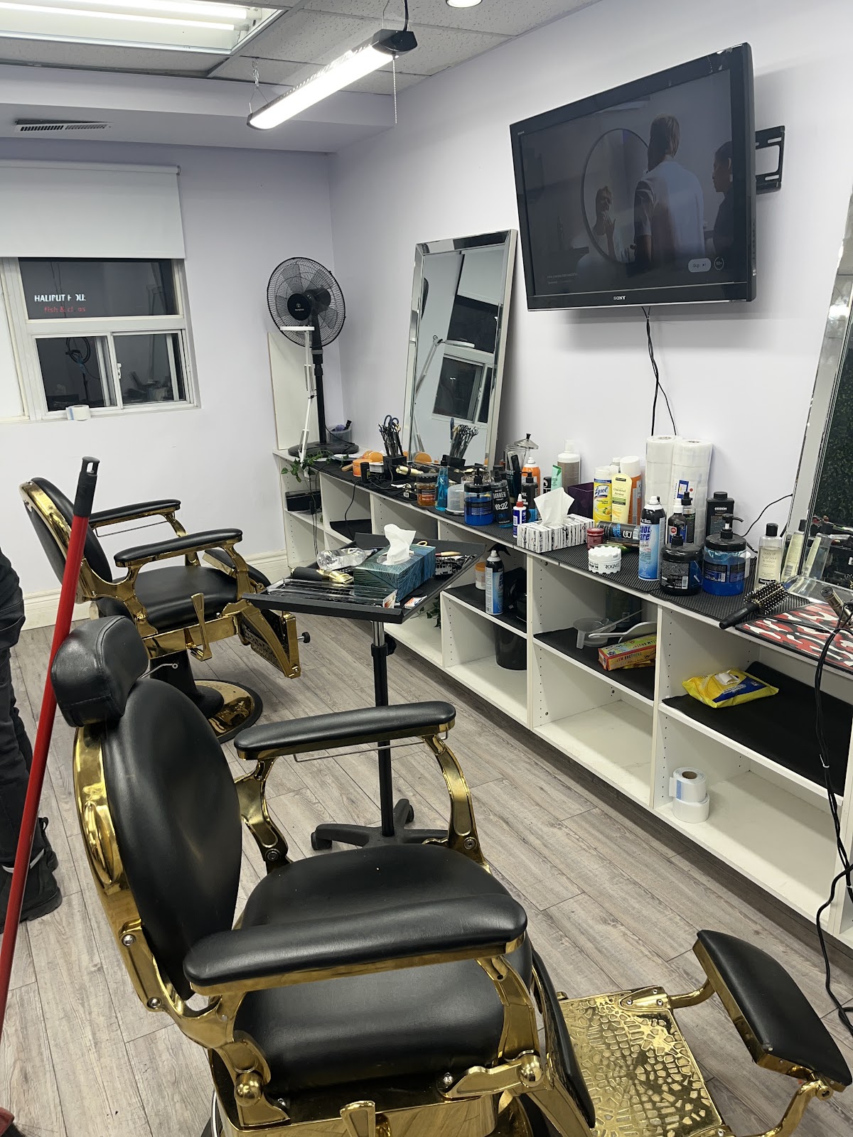 Isa’s Barber Shop photo
