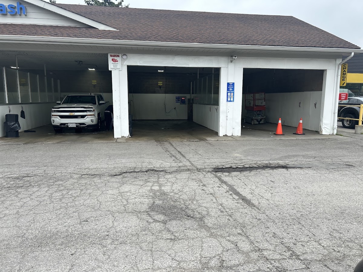 Kipling Self Car wash photo